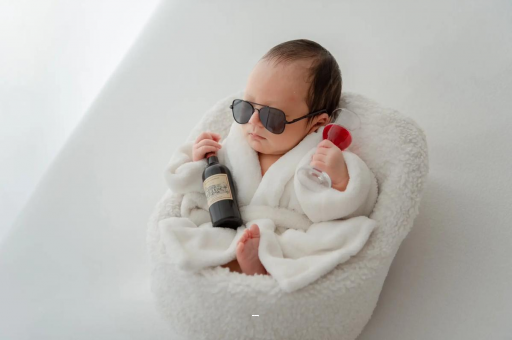 改则宝宝被蜜蜂蛰了 改则宝宝被蜜蜂蛰了